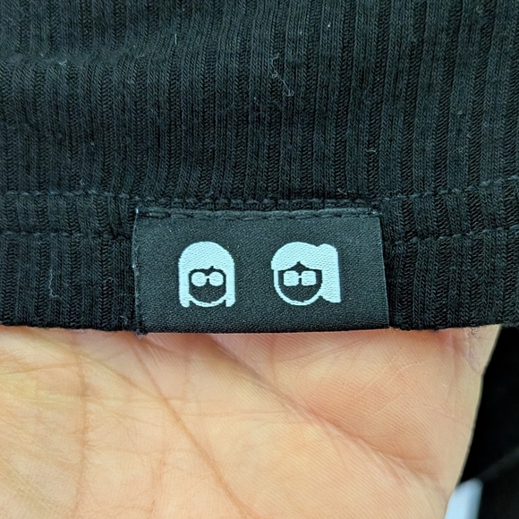 Lylu Black Top with Sheer Polka Dot Sleeves – Size M #34 - Picture 4 of 5